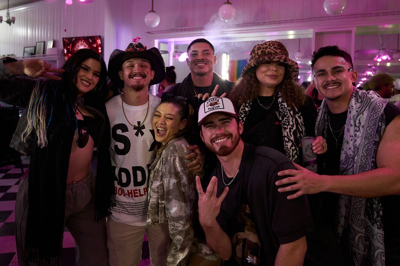 Proper Pre-Party — photo 22