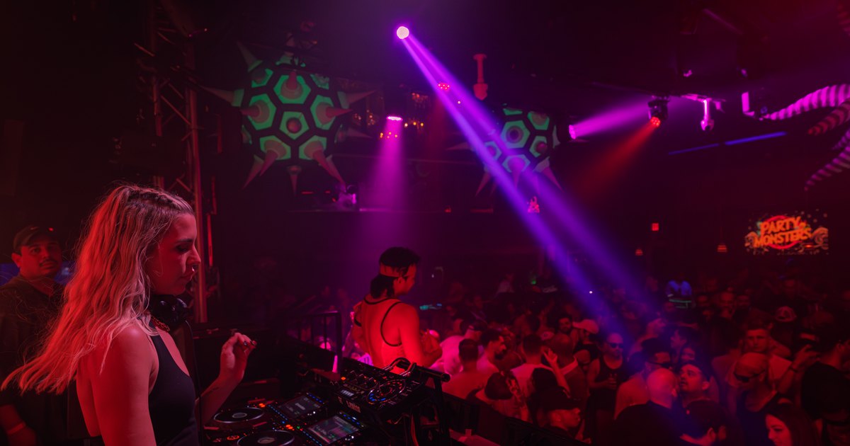 Sam Blacky @ Rich's: Party Monsters Night